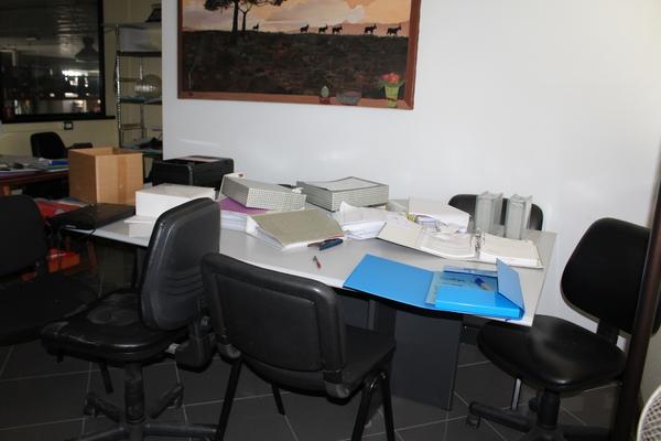 45#4318 Attrezzatura e arredi da ufficio in vendita - foto 35