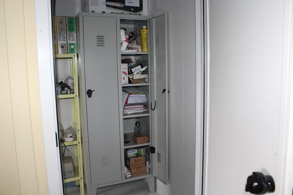 47#4318 Attrezzatura e arredi da ufficio in vendita - foto 29