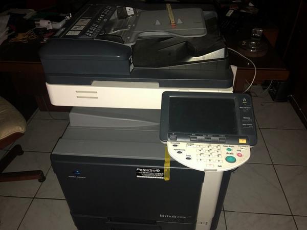 4#4320 Fotocopiatrice Konica e distruggi documenti Nixdorf in vendita - foto 2
