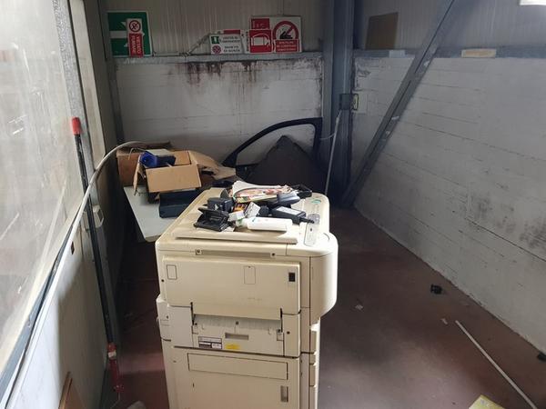 13#4325 Arredi ed attrezzature da ufficio in vendita - foto 2