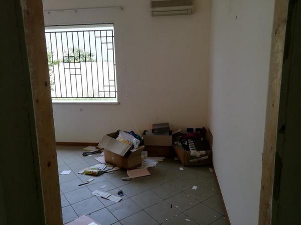 13#4325 Arredi ed attrezzature da ufficio in vendita - foto 21