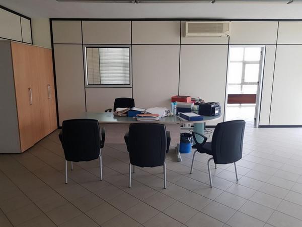 14#4325 Arredi ed attrezzature da ufficio in vendita - foto 1