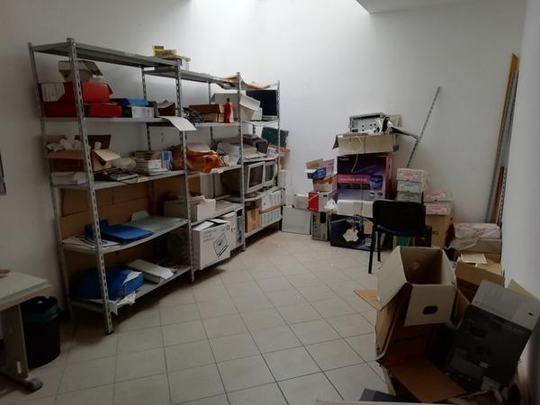 14#4325 Arredi ed attrezzature da ufficio in vendita - foto 19