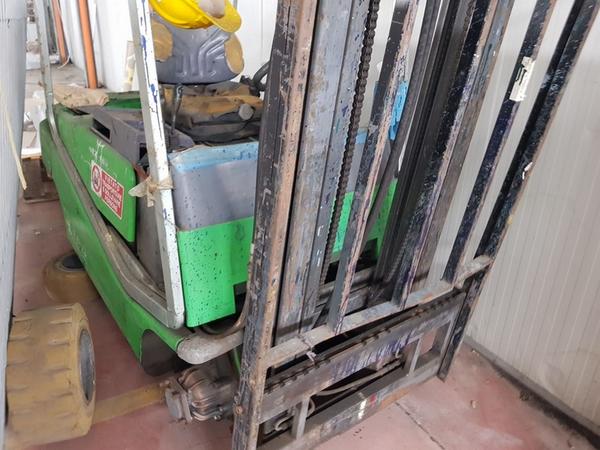 8#4325 Carrello elevatore Cesab in vendita - foto 3