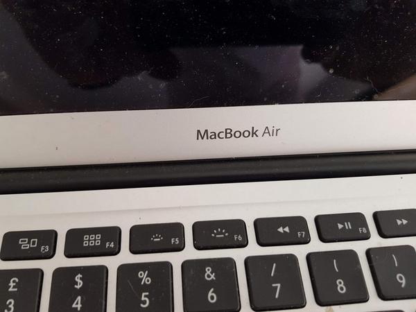 186#4327 Macbook Air in vendita - foto 3