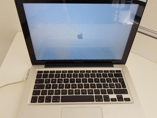 195#4327 Macbook Pro in vendita - foto 4