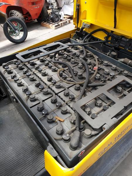 1#4329 CARRELLO ELEVATORE OM MOD.XE 30 in vendita - foto 15