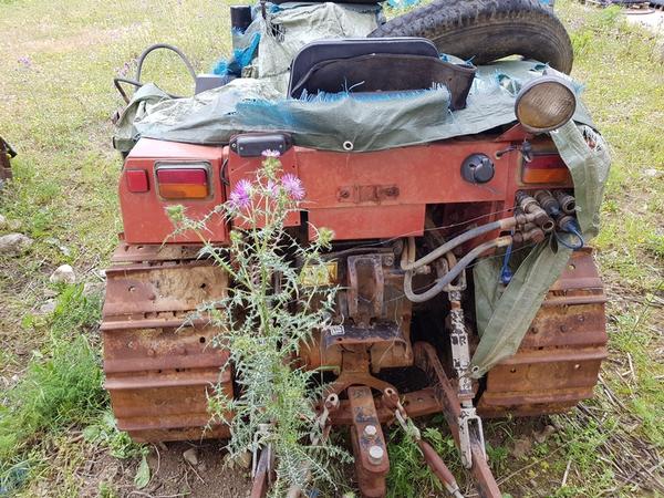 10#4335 Trattori cingolati New Holland in vendita - foto 4