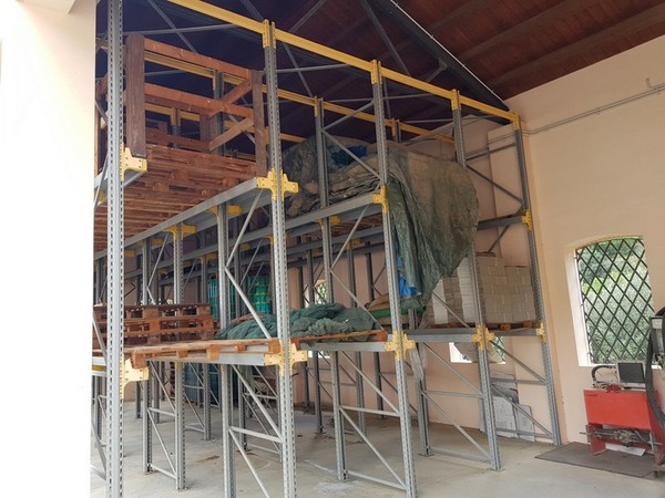 Logistica in vendita