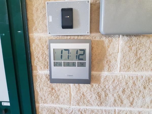 16#4347 Scaffali in lamiera e attrezzature officina in vendita - foto 24