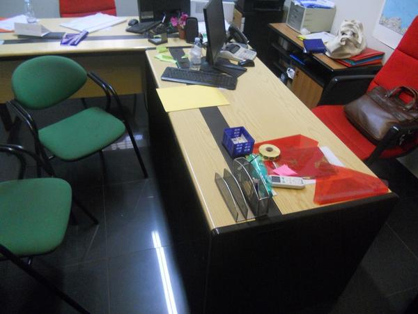 18#43560 Arredamento ufficio e attrezzatura informatica in vendita - foto 5