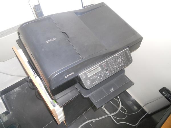 18#43560 Arredamento ufficio e attrezzatura informatica in vendita - foto 12