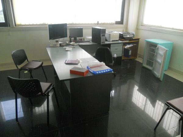 18#43560 Arredamento ufficio e attrezzatura informatica in vendita - foto 34