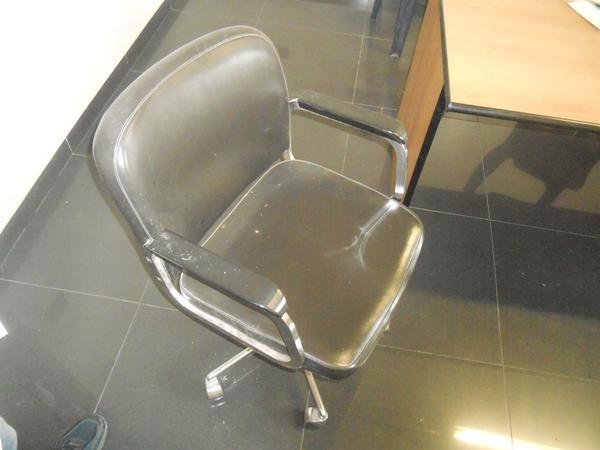 18#43560 Arredamento ufficio e attrezzatura informatica in vendita - foto 71
