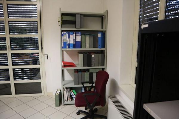 10#4363 Arredo e attrezzature ufficio in vendita - foto 48