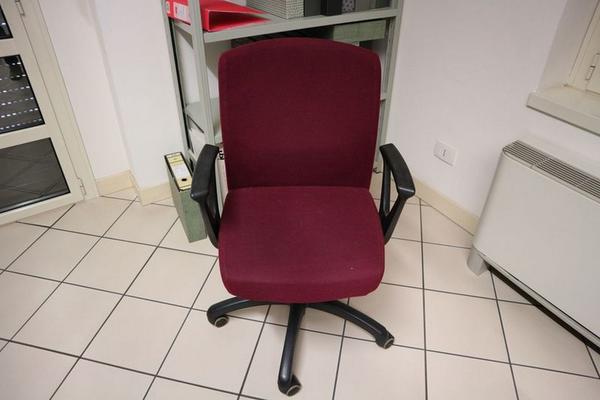 10#4363 Arredo e attrezzature ufficio in vendita - foto 49