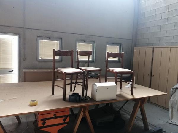 4#4368 Stenditore e macchine da cucire Rimoldi in vendita - foto 22