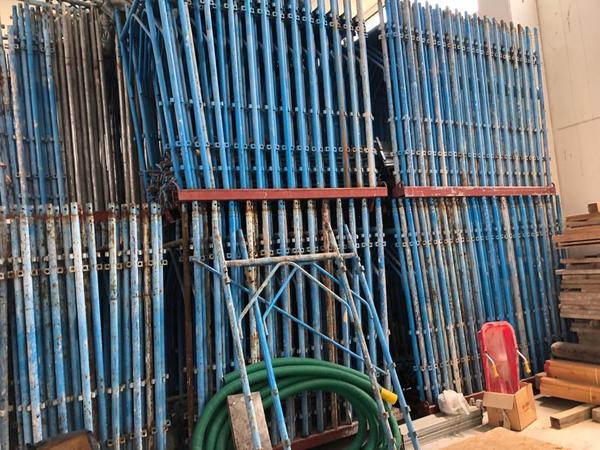 2#4370 Attrezzature da cantiere in vendita - foto 1