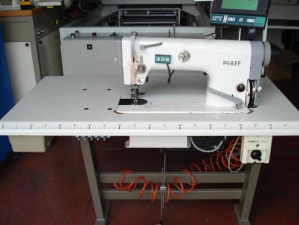 22#4374 Macchina per cucire Pfaff 487-900 in vendita - foto 3