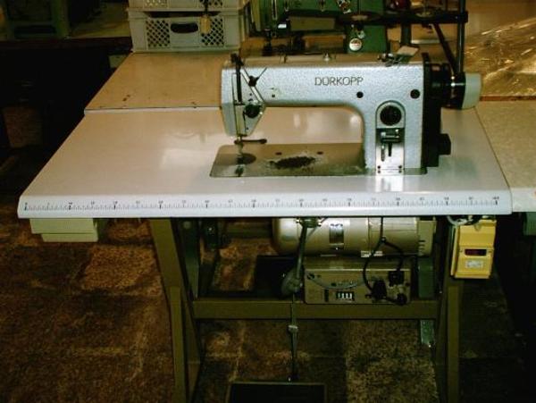 31#4374 Macchina per cucire marca Durkopp 272-140041 in vendita - foto 3
