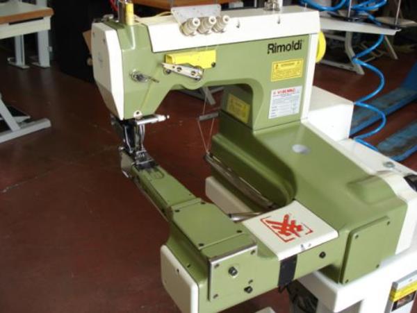 39#4374 Macchina per cucire Rimoldi Vibemac 21-84 VV in vendita - foto 3