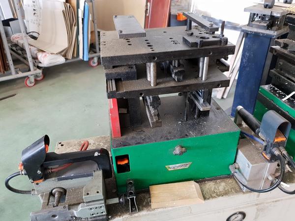 11#4375 Punzonatrici Oemme e Comall in vendita - foto 13