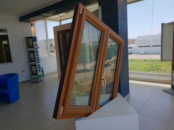 18#4375 Infissi e arredi da ufficio in vendita - foto 7