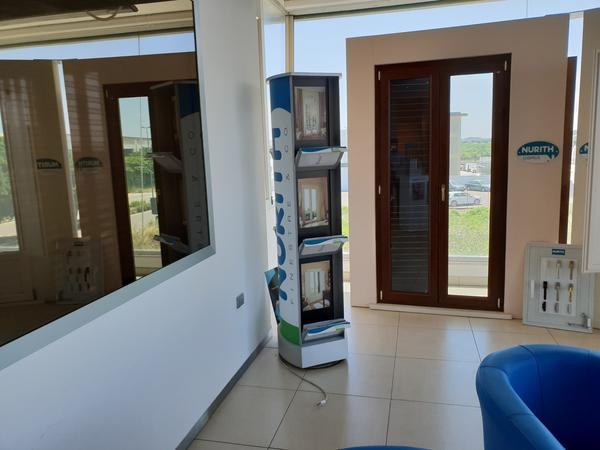 18#4375 Infissi e arredi da ufficio in vendita - foto 52