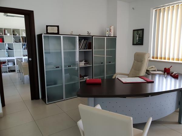 18#4375 Infissi e arredi da ufficio in vendita - foto 55