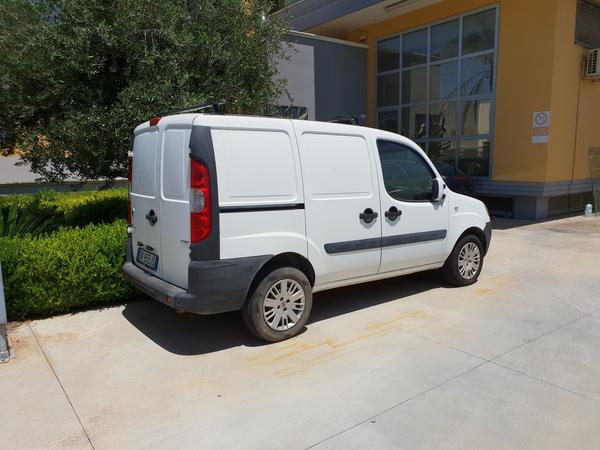 21#4375 Furgoncino Fiat Doblò in vendita - foto 4