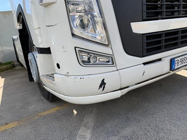 1#4376 Trattore stradale motrice per traino Volvo Truck in vendita - foto 19