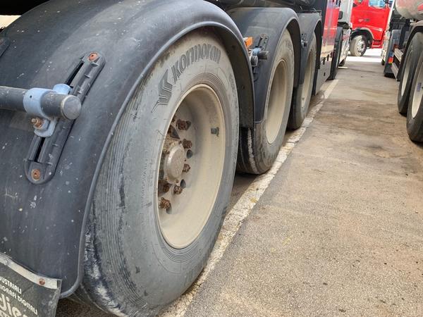 6#4376 Semirimorchio Cisterna per trasporto specifico di sostanze pericolose Bolgan in vendita - foto 5