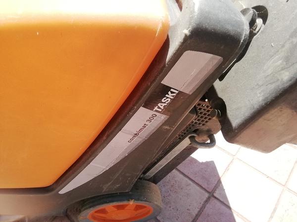 133#4377 Lavapavimenti Taski Combimat 300 in vendita - foto 2