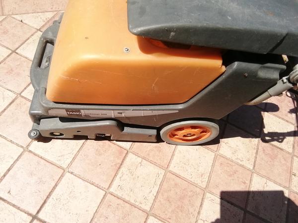 133#4377 Lavapavimenti Taski Combimat 300 in vendita - foto 4