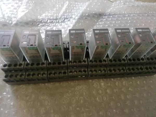 76#4377 Relè Kuhnke 114a4-24v in vendita - foto 3