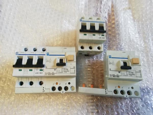 98#4377 Interrutore magnetotermico FB-7 403003 in vendita - foto 1