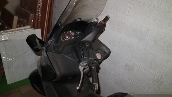 1#4380 Motociclo Kymco e arredi per ufficio in vendita - foto 4