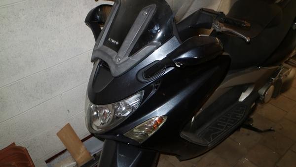 1#4380 Motociclo Kymco e arredi per ufficio in vendita - foto 9