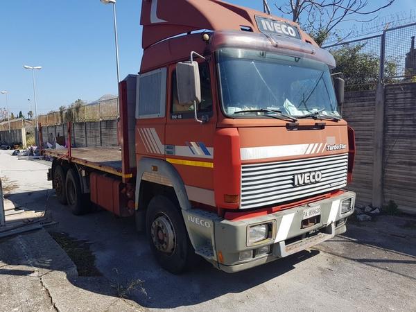 Autocarri in vendita