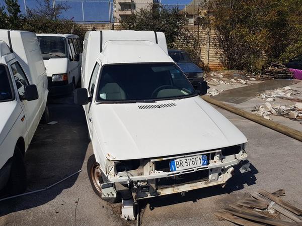 4#4381 Autoveicoli da rottamare in vendita - foto 9