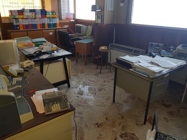 6#4381 Attrezzature da ufficio in vendita - foto 25