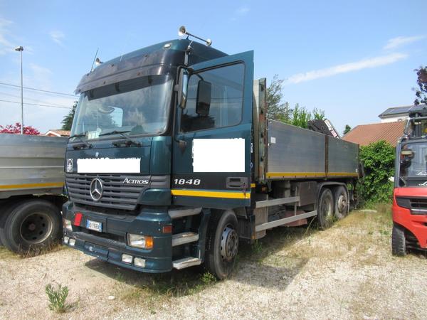 2#4383 Autocarro Mercedes Benz 1848 con gru posteriore in vendita - foto 1