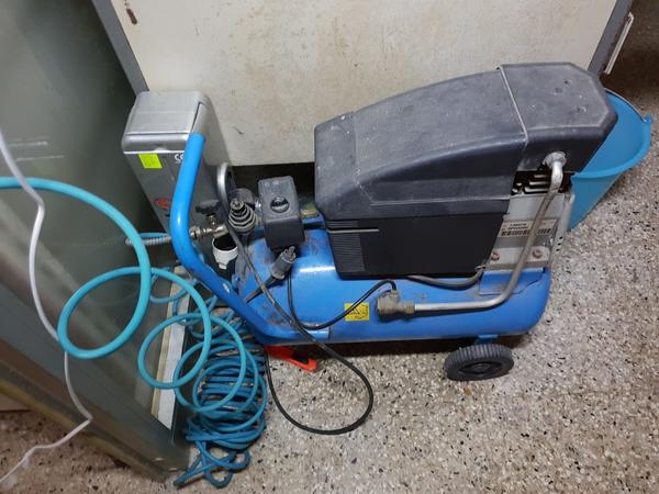 1#4385 Scaffalatura metallica e arredi ufficio in vendita - foto 25