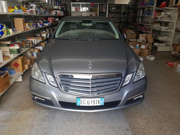 11#4385 Autovettura Mercedes E 200 in vendita - foto 3