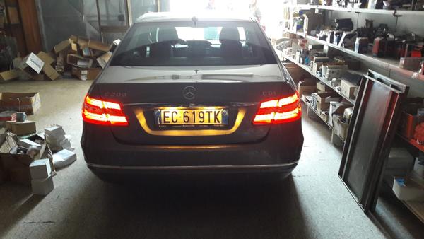 11#4385 Autovettura Mercedes E 200 in vendita - foto 23