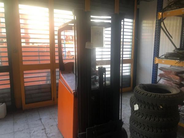 3#4387 Carrello elevatore elettrico Fenwick-Linde in vendita - foto 1