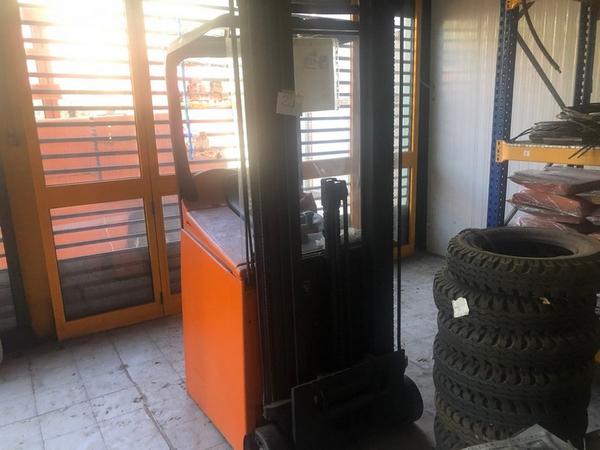 3#4387 Carrello elevatore elettrico Fenwick-Linde in vendita - foto 2