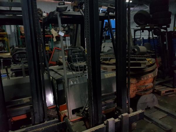 8#4387 Carrello elevatore elettrico Lugli in vendita - foto 2