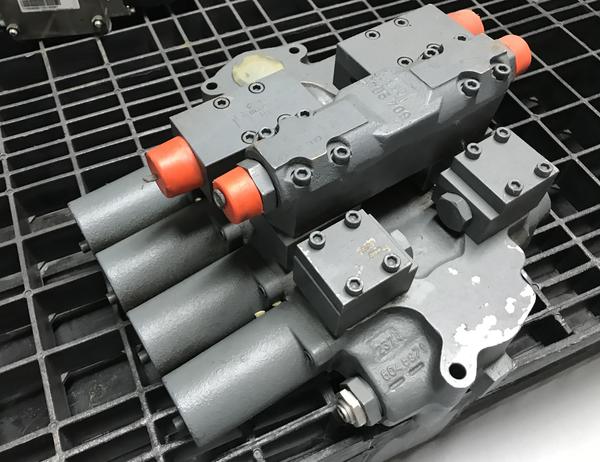 7#4388 Distributore Rexroth 8048871 in vendita - foto 6