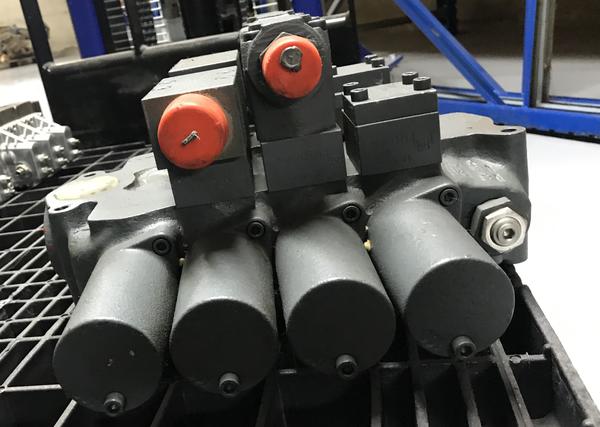 7#4388 Distributore Rexroth 8048871 in vendita - foto 7